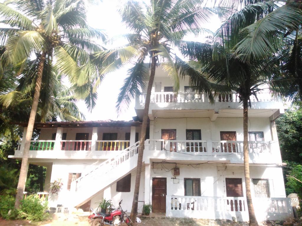La Blanche Guest House Calangute Eksteriør billede