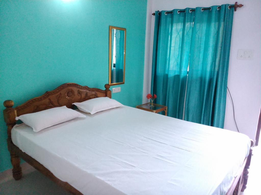 La Blanche Guest House Calangute Værelse billede